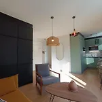 Meuble 3 Etoiles - Piscine- Balcon - Tennis