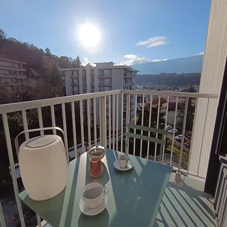 Meuble 3 Etoiles - Piscine- Balcon - Tennis 아파트