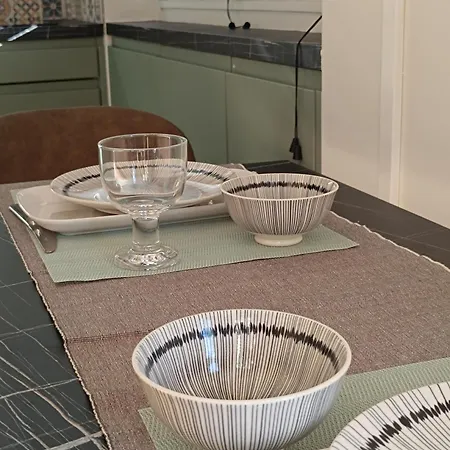 Meuble 3 Etoiles - Piscine- Balcon - Tennis 아파트 엑스레뱅