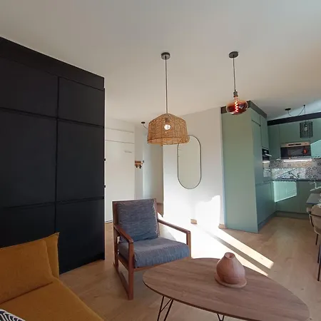 Meuble 3 Etoiles - Piscine- Balcon - Tennis