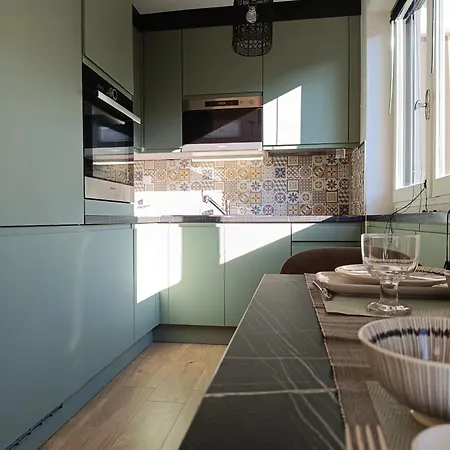 Meuble 3 Etoiles - Piscine- Balcon - Tennis 艾克斯莱班