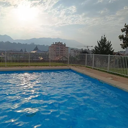 Meuble 3 Etoiles - Piscine- Balcon - Tennis 艾克斯莱班