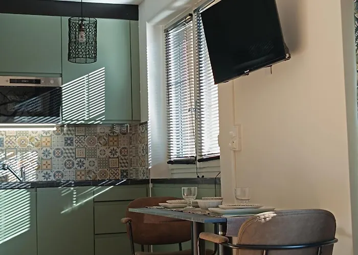 Meuble 3 Etoiles - Piscine- Balcon - Tennis