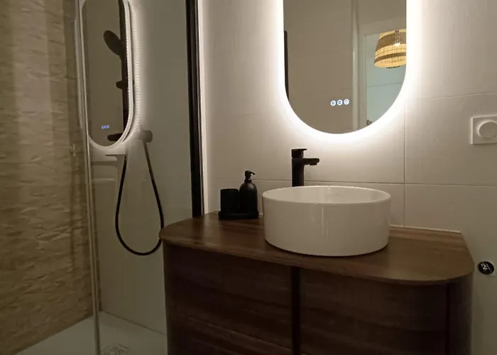 Apartman Meuble 3 Etoiles - Piscine- Balcon - Tennis *